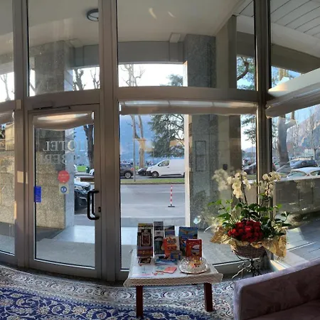 阿尔贝利酒店 莱科