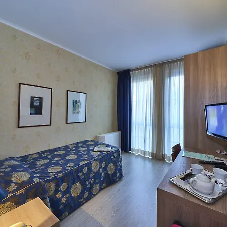 阿尔贝利酒店 莱科