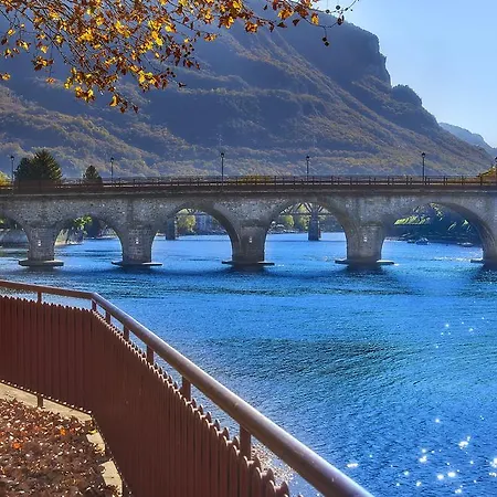 阿尔贝利酒店 莱科