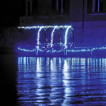 阿尔贝利酒店 3* 莱科