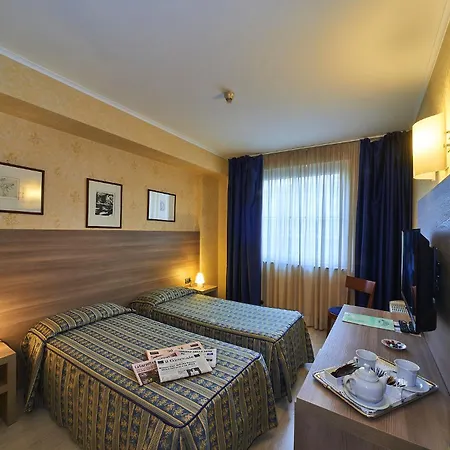 阿尔贝利酒店 莱科